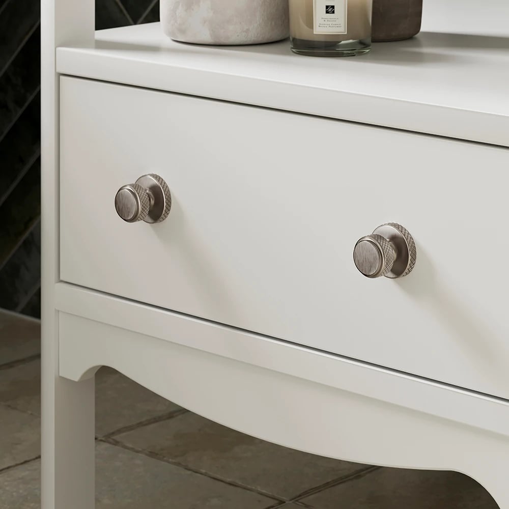 Achieve elegance Handles
