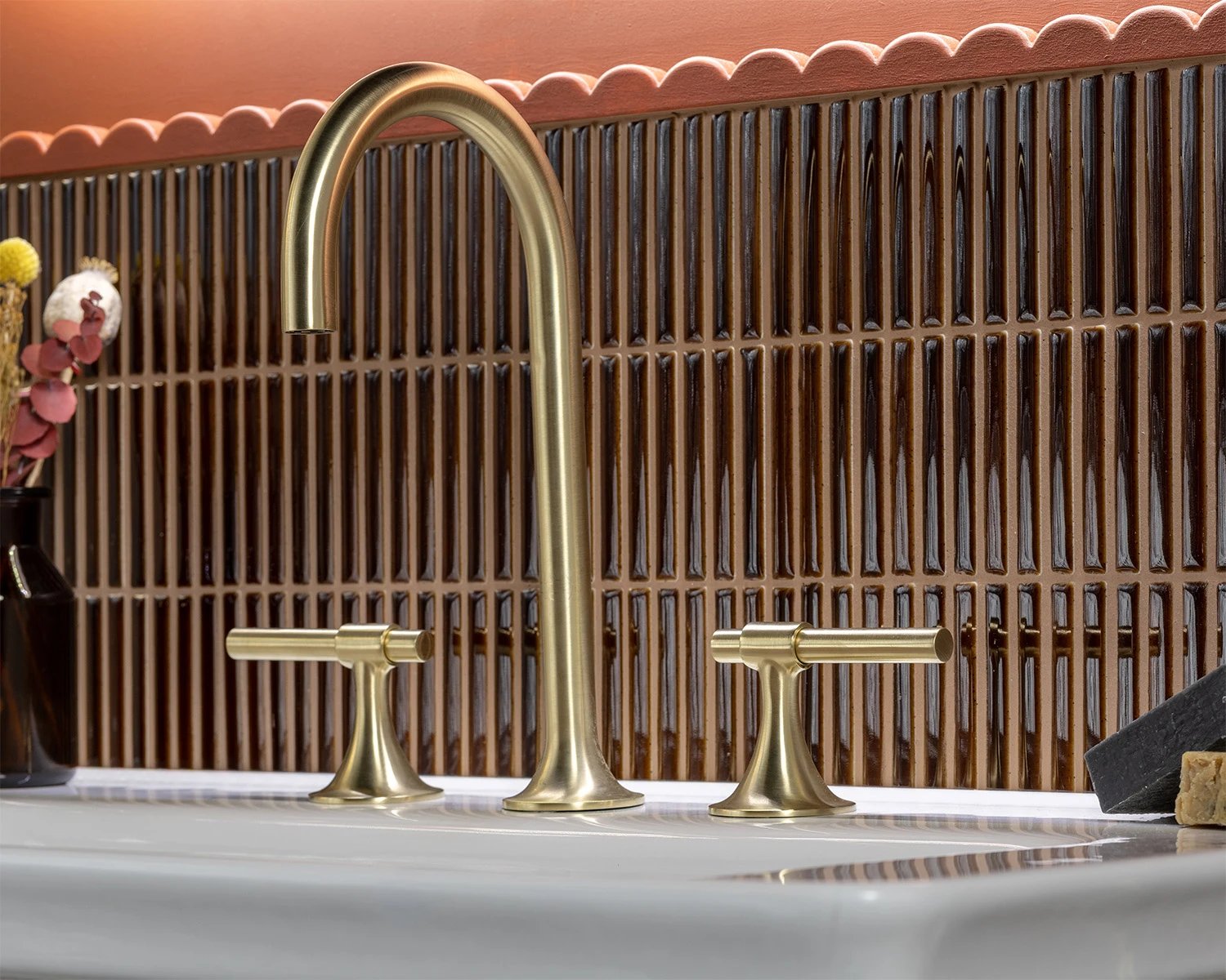 Strand basin tap in brushed brass