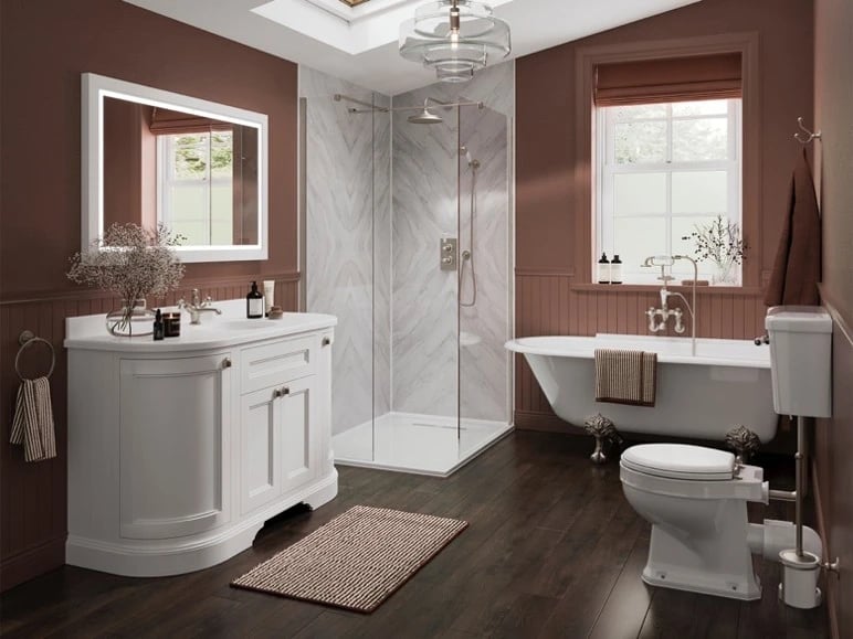 Deep Terracotta tones, timeless furniture and elegant marble in a traditional bathroom
