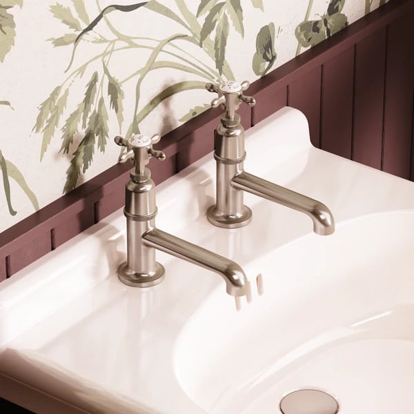 Guild Basin Long Nose Pillar Tap