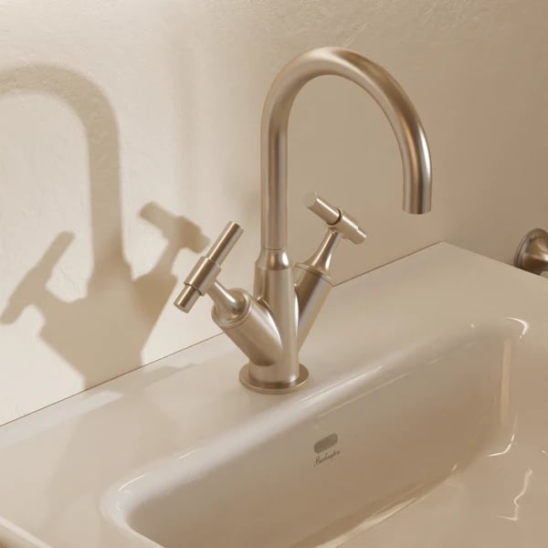 Strand Basin Mixer