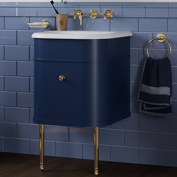 Traditional Bathroom Design | For captivating traditional bathroom storage, look no further than Chalfont vanity units to complement your classic style bathroom
