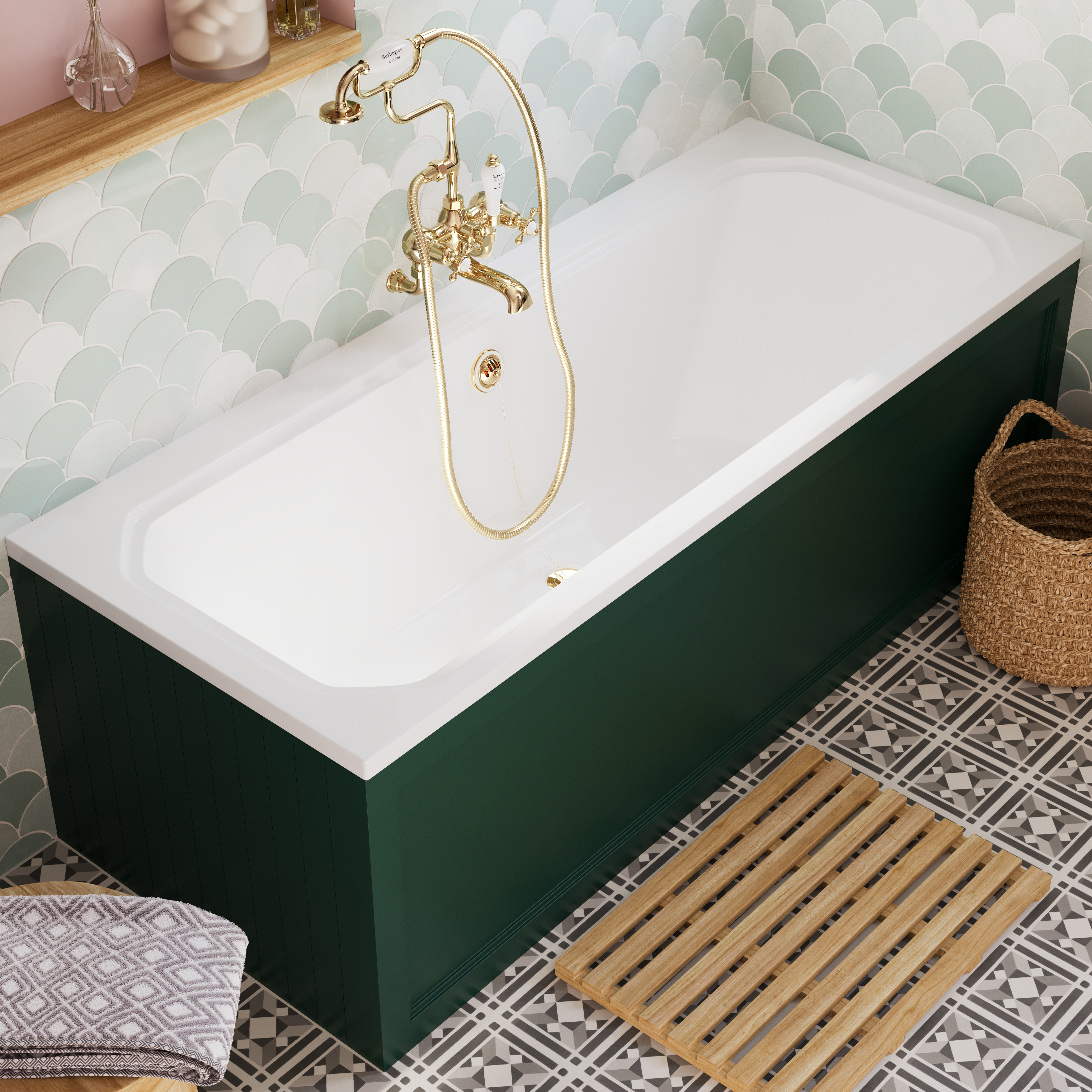 Dark green traditional bath panels