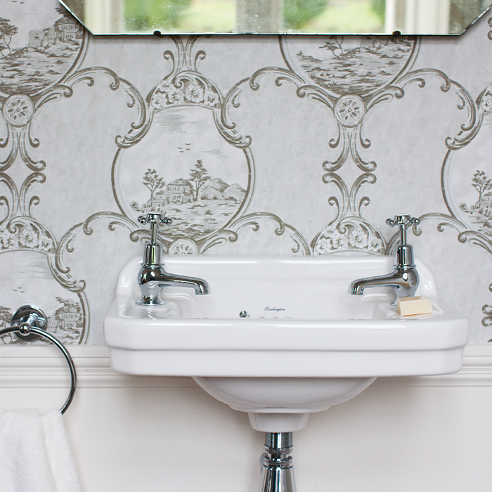 Traditional Cloakroom Suite | Transform your cloakroom or small traditional bathroom with the beautiful selection of traditional cloakroom designs 