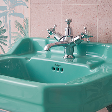 Colourful traditional bathroom designs