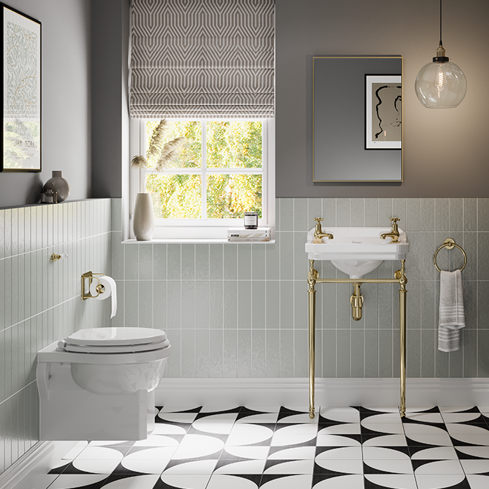 Traditional bathroom suite | Welcome sophistication into your home with a neutral bathroom 