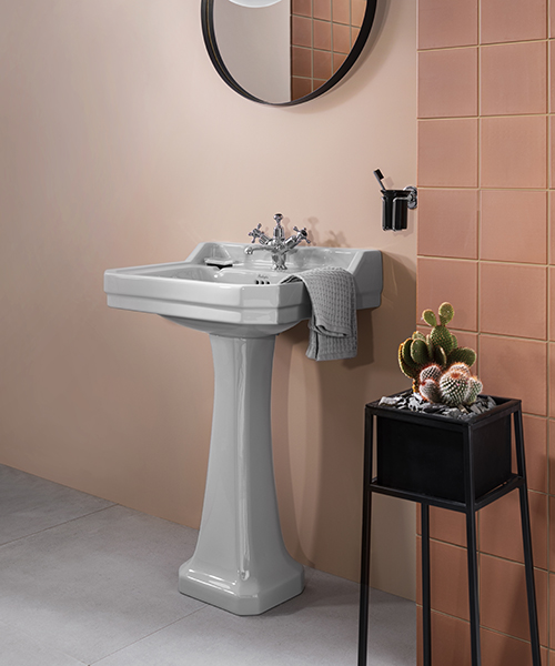 This traditional style basin in white allows the pale pinks in this bathroom design to stand out. Burlington traditional white basin design.