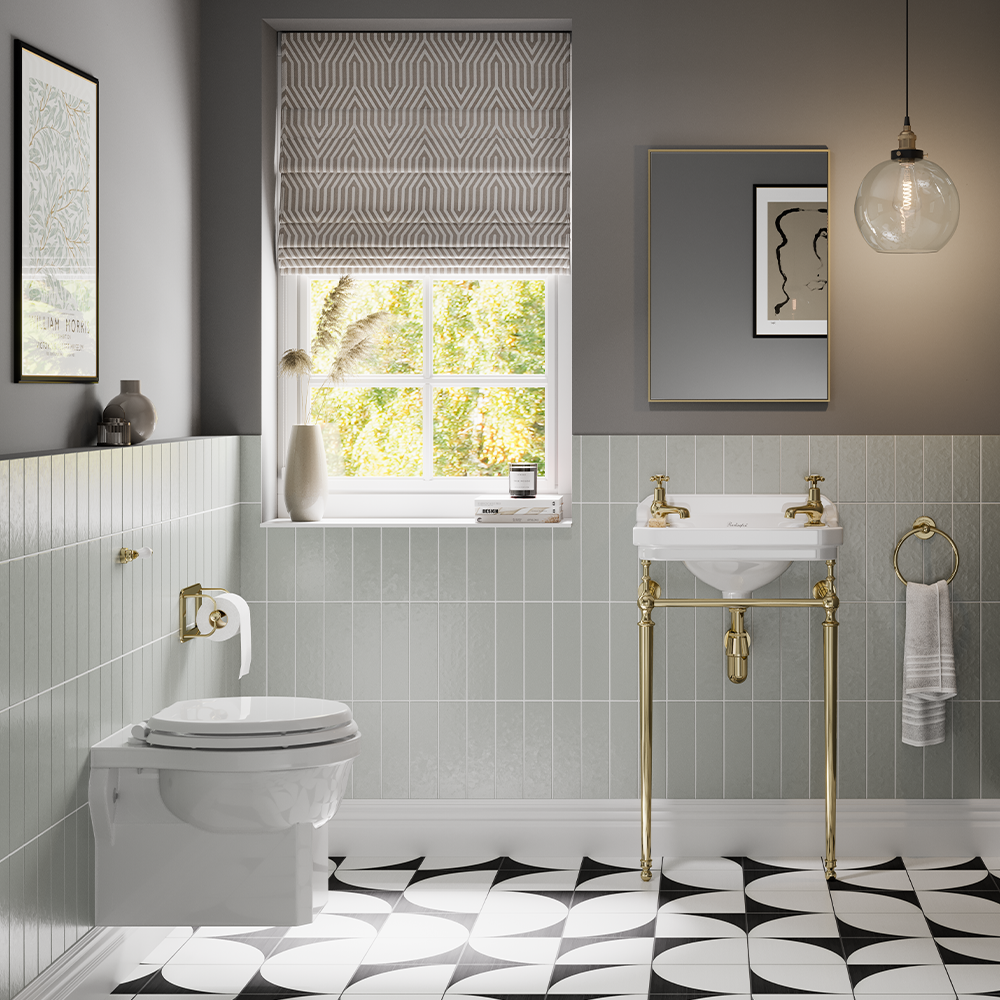 traditional white bathroom designs